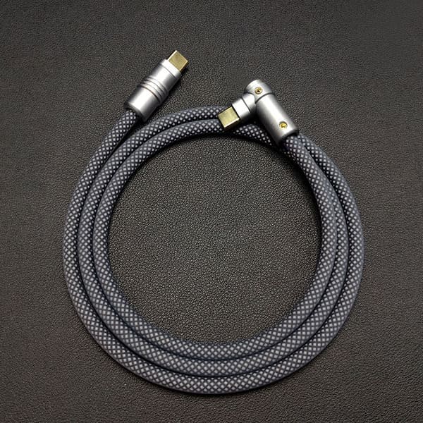 "Chubby" 90° Elbow Design Fast Charge Cable