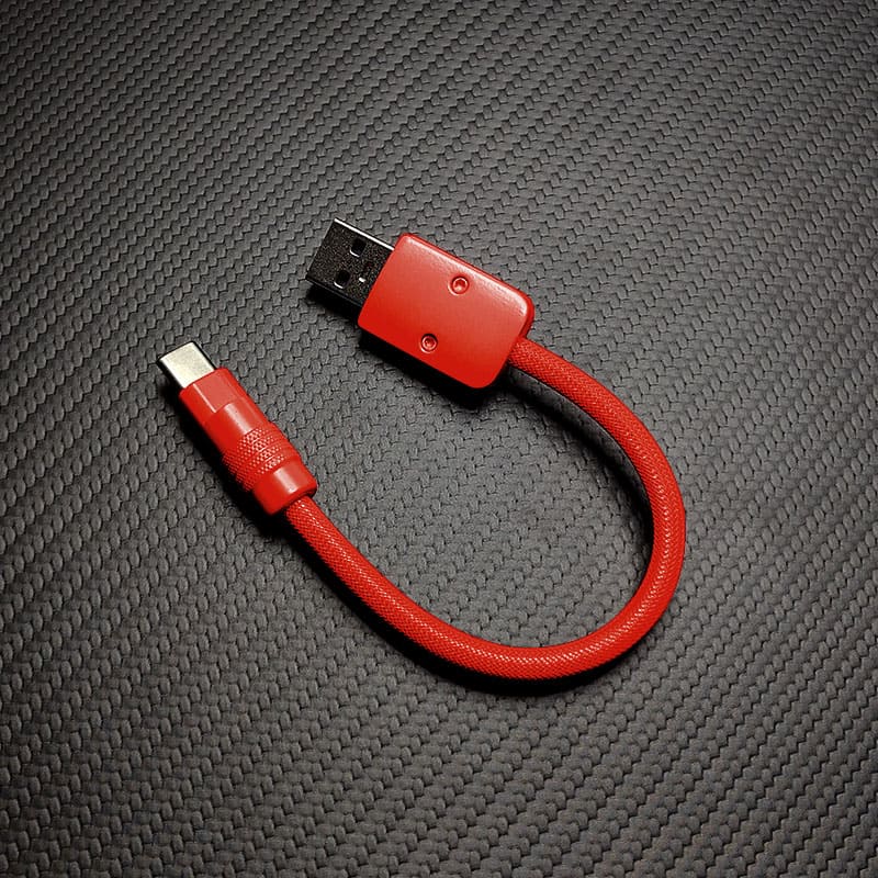 "Monochrome Chubby" Power Bank Friendly Cable