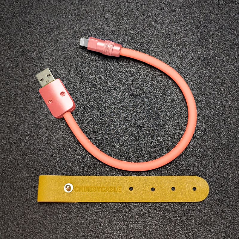 "Monochrome Chubby" Power Bank Friendly Cable - Silicone Material