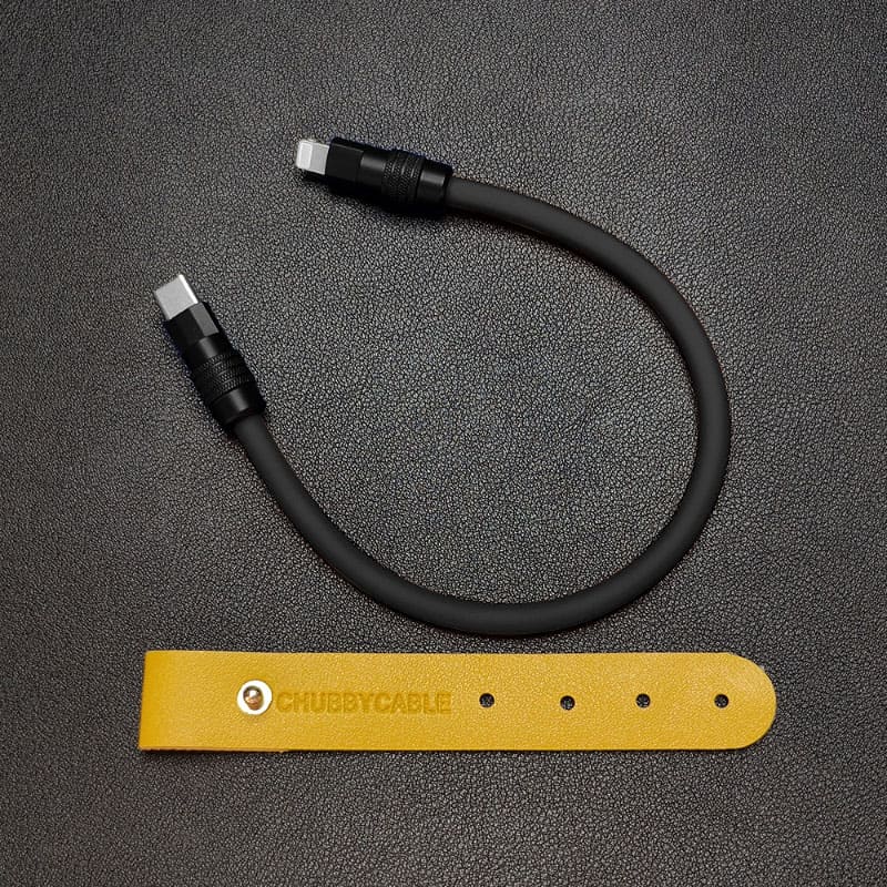 "Monochrome Chubby" Power Bank Friendly Cable - Silicone Material