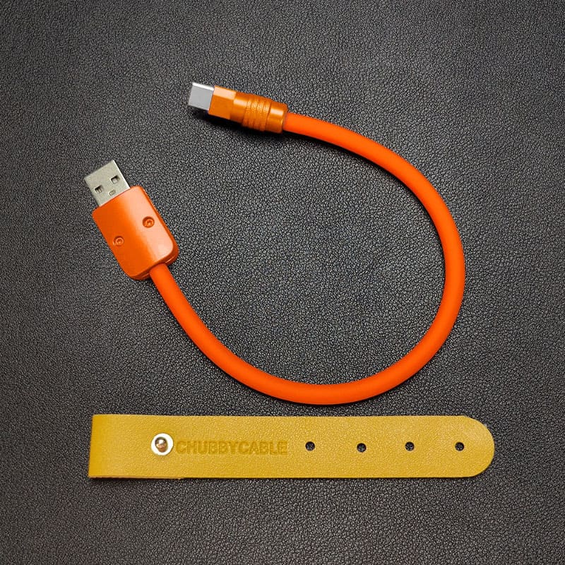 "Monochrome Chubby" Power Bank Friendly Cable - Silicone Material