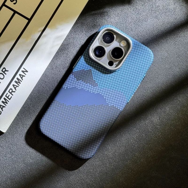 Simple Kevlar Textured MagSafe iPhone Case