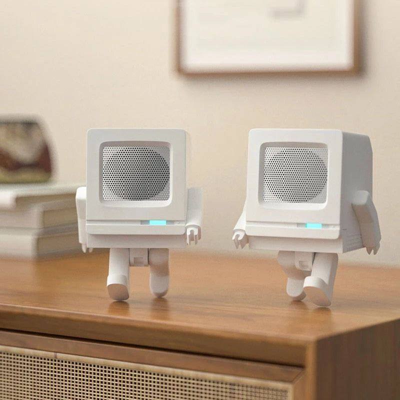 "Chubby" Retro Robot Speaker